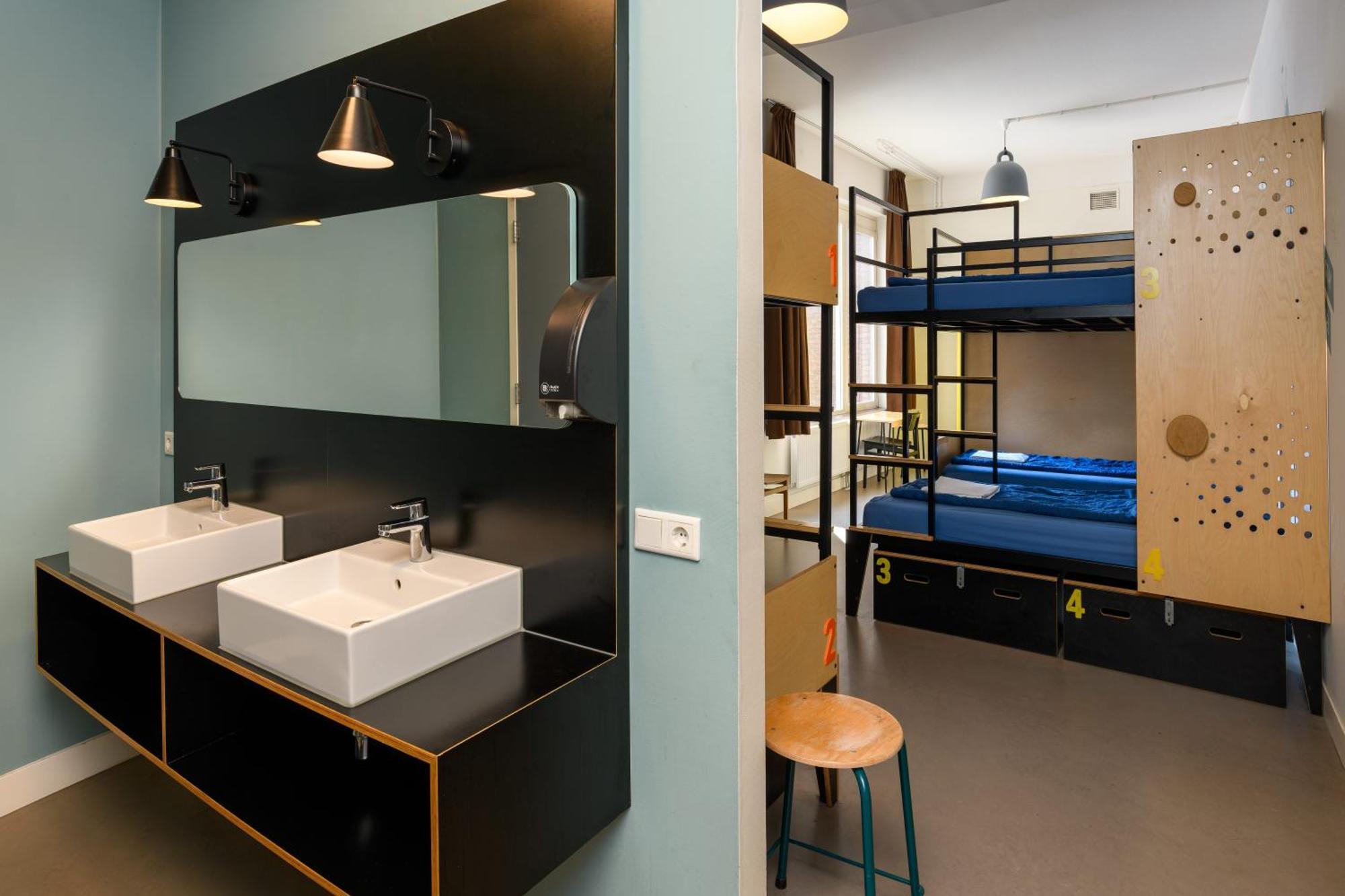 Stayokay Hostel Utrecht Centrum Екстериор снимка